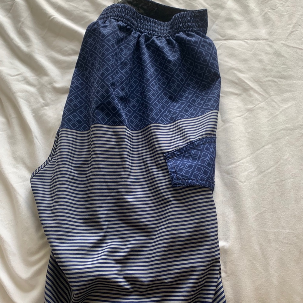 Men’s swim trunks - Picture 2 of 3